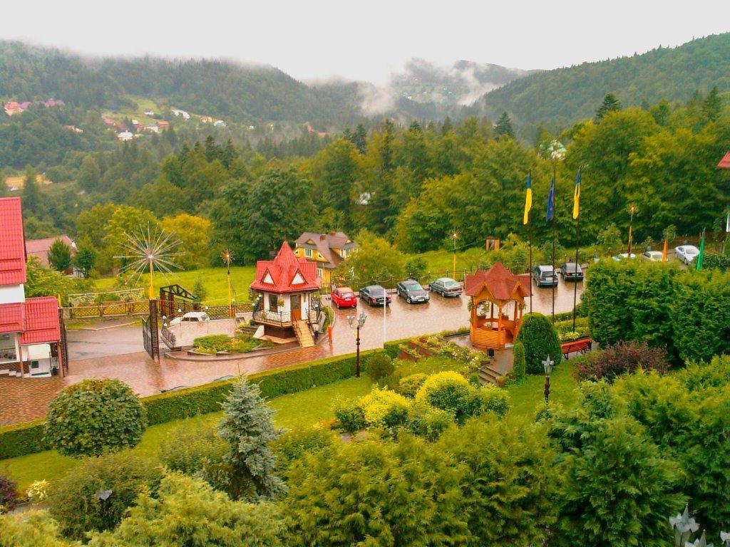 Karpaty Hotel Iaremcea Exterior foto